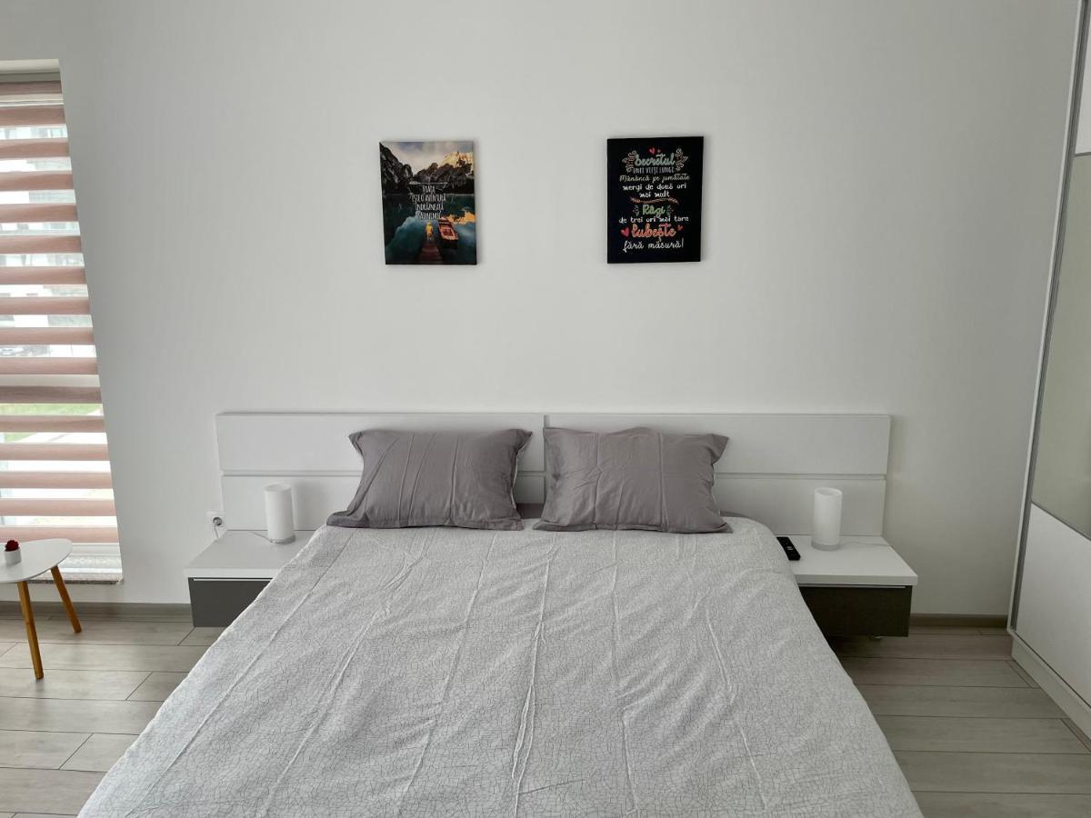 Vice-Versa By Jules Studio Braşov Esterno foto